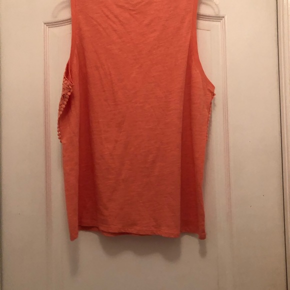 Loft sleeveless lace trim summer top - Picture 3 of 4